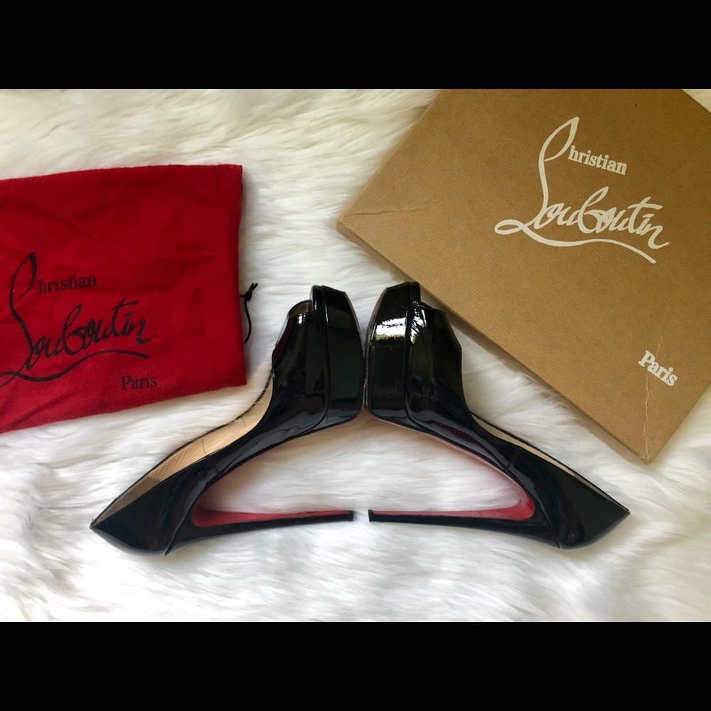 Louboutin Lady Peep